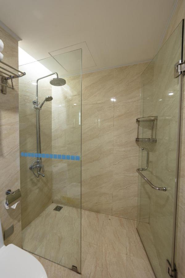 Halo Hanoi Hotel Екстер'єр фото